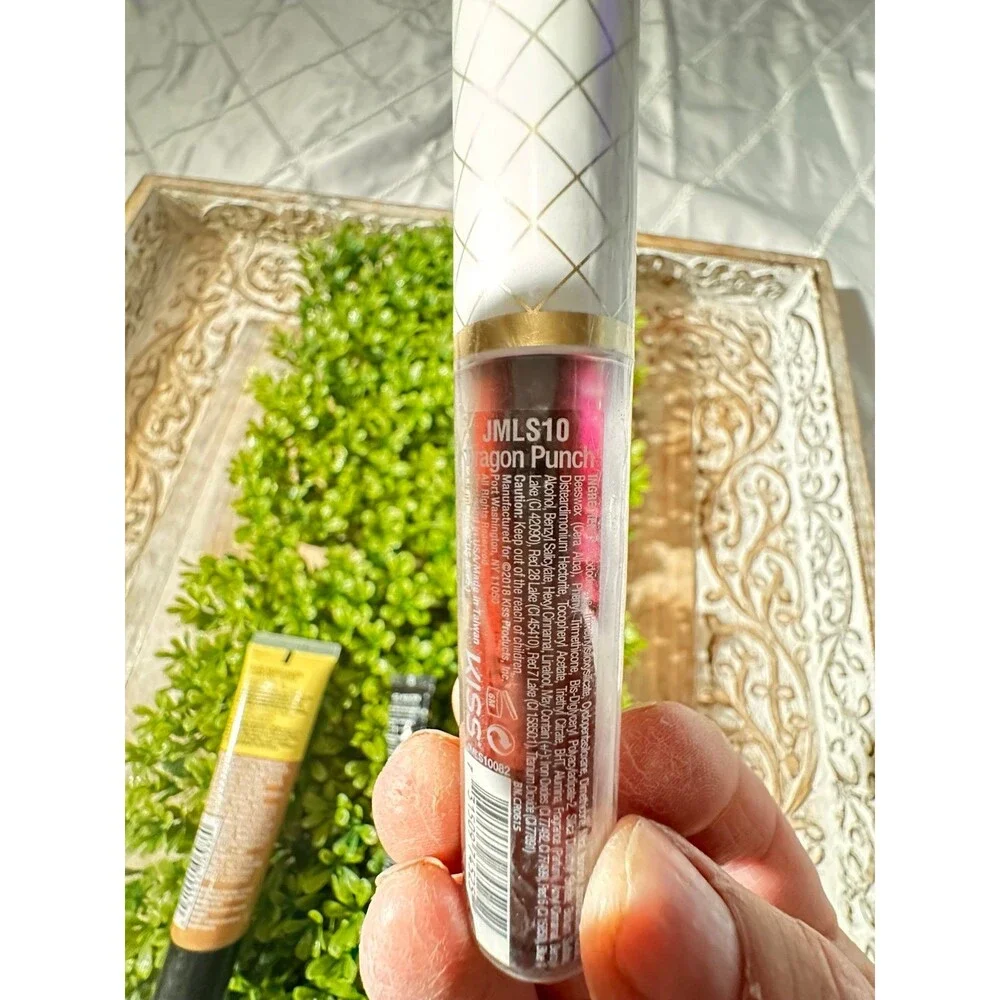 Maybelline Fit Me Tinted Moisturizer, Lipstick , and Milani Highlighter Bundle